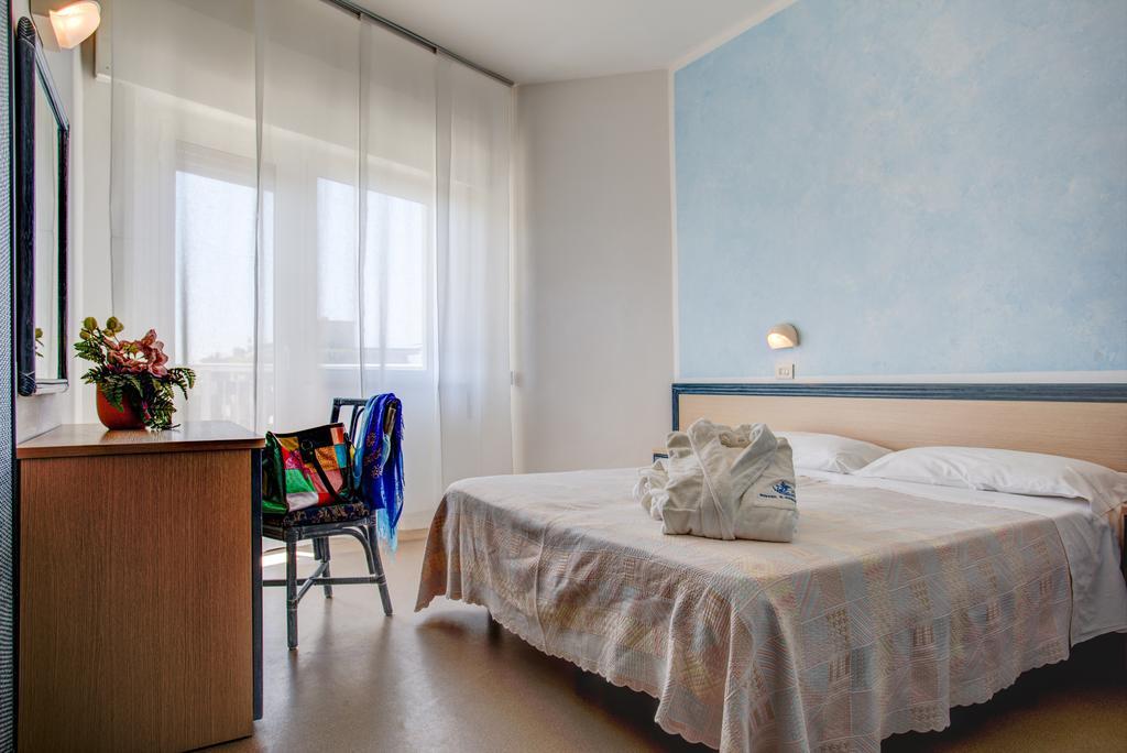 Hotel San Giorgio Milano Marittima Habitación foto