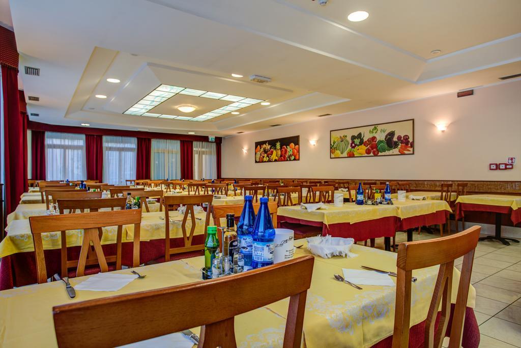 Hotel San Giorgio Milano Marittima Exterior foto